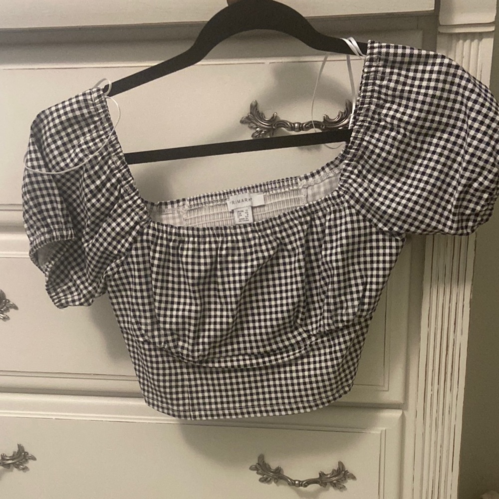 Primark Black and White Puff Sleeve Crop Blouse